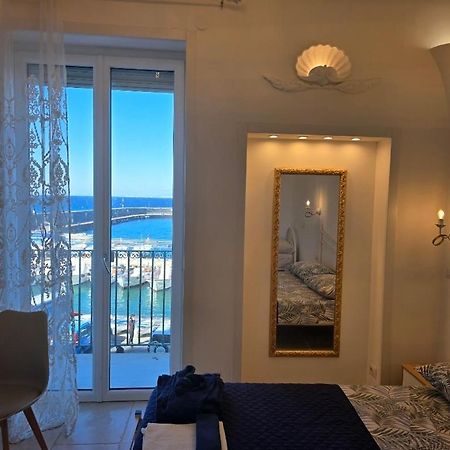 Capri Aquarium Family - Vacation Home エクステリア 写真