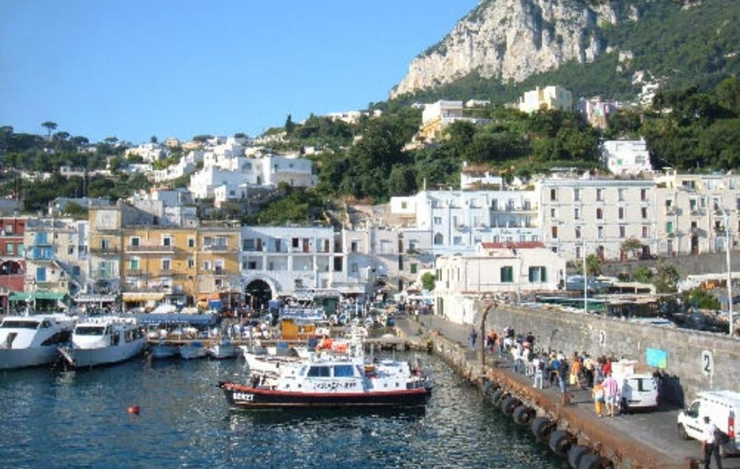 Capri Aquarium Family - Vacation Home エクステリア 写真