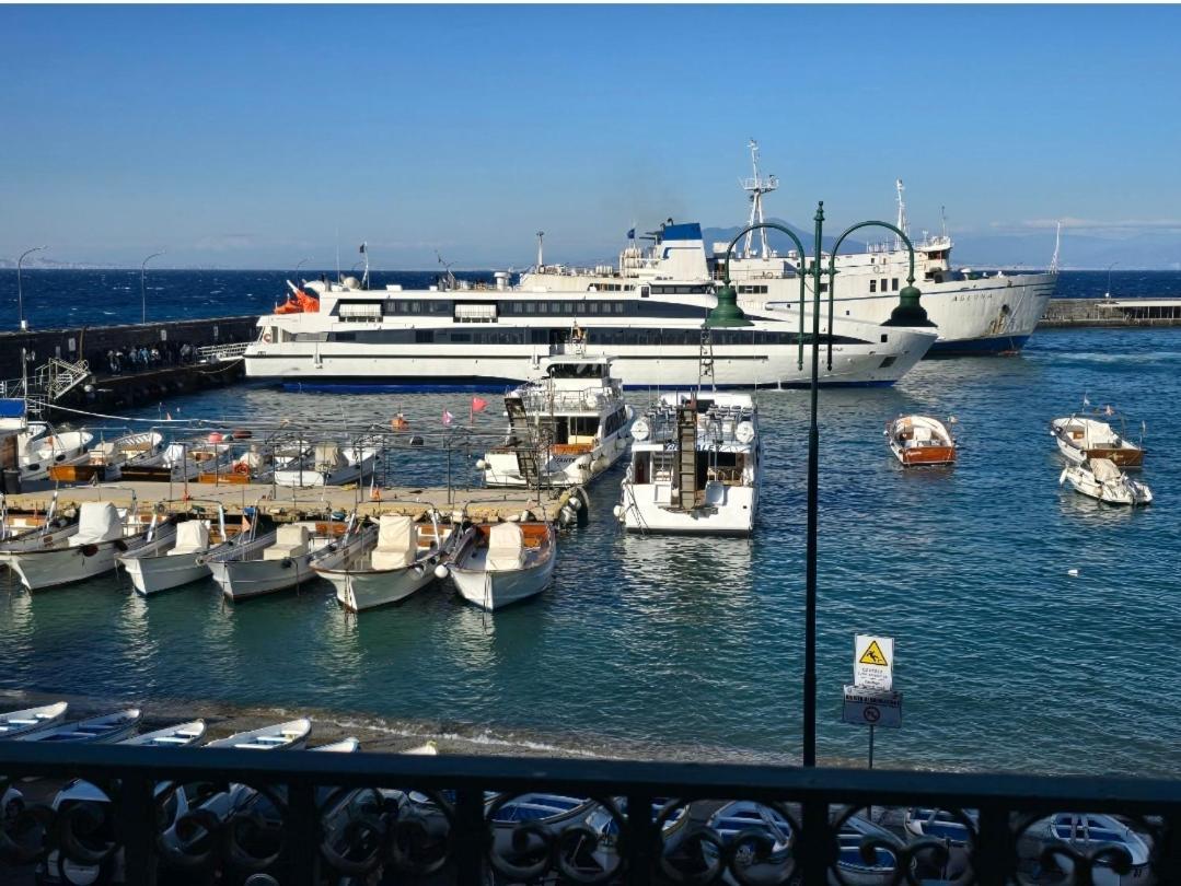 Capri Aquarium Family - Vacation Home エクステリア 写真